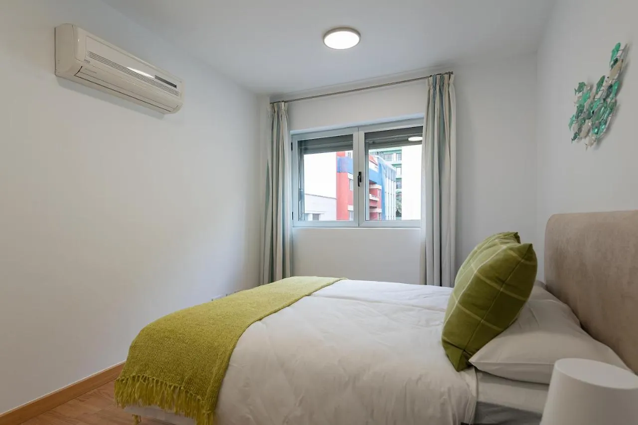 Apartman Maninindra Hideaway - W/2 Bedrooms, A/C, Free Wifi