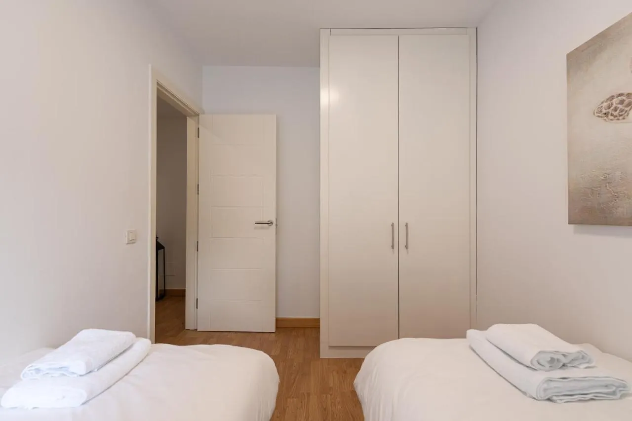 Maninindra Hideaway - W/2 Bedrooms, A/C, Free Wifi Spanyolország