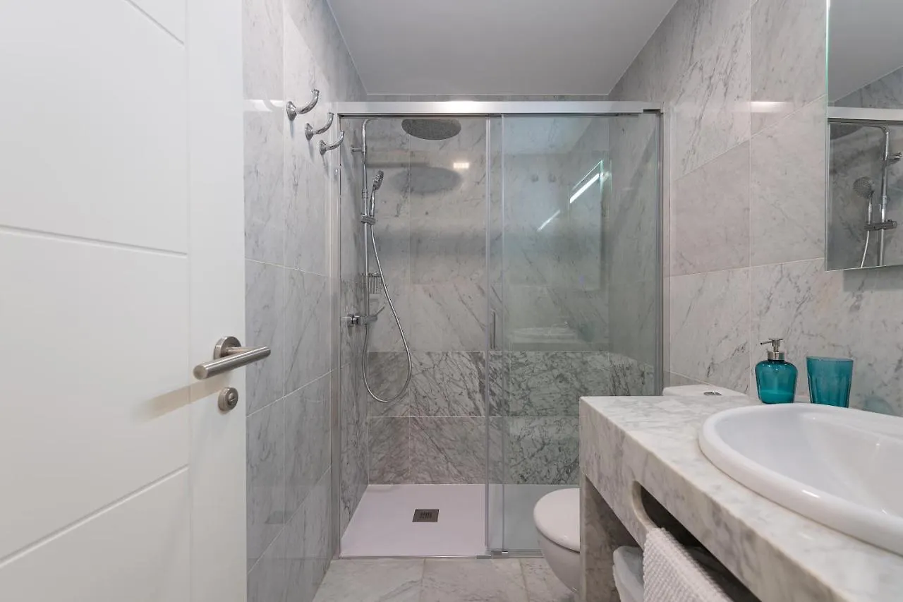 Apartman Maninindra Hideaway - W/2 Bedrooms, A/C, Free Wifi Spanyolország